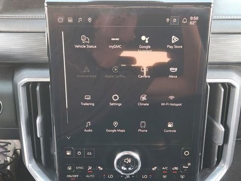 Used 2025 GMC Acadia Elevation image 18