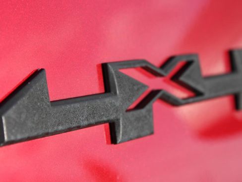 Used 2018 GMC Sierra 1500 SLT w/ SLT Premium Package image 9