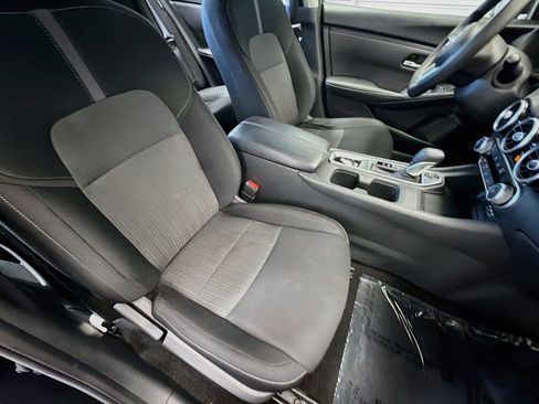 Used 2025 Nissan Sentra SV FWD image 15