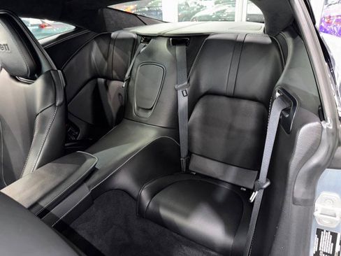 Used 2019 Aston Martin DB11 Coupe image 13