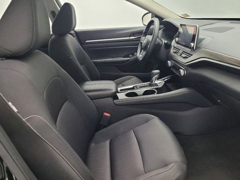 Used 2023 Nissan Altima 2.5 SV image 21
