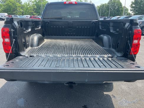 Used 2017 Chevrolet Silverado 1500 LT w/ All Star Edition AWD/4WD image 7