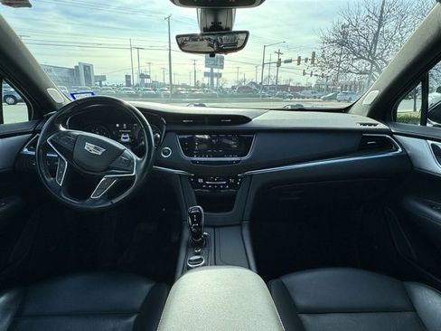 Certified 2022 Cadillac XT5 Premium Luxury w/ Technology Package image 12