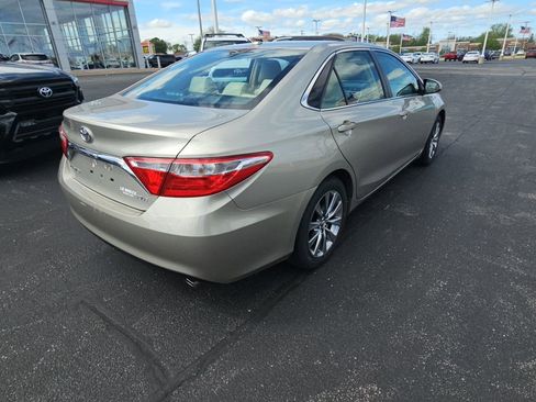 Used 2015 Toyota Camry XLE FWD image 3