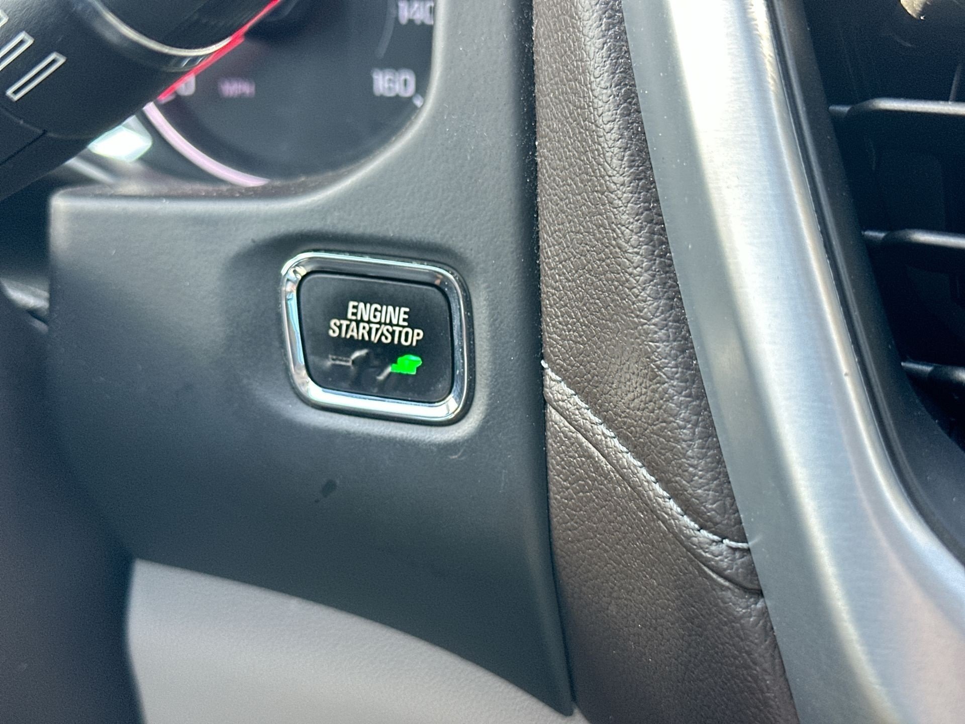 Certified 2017 GMC Acadia SLT FWD image 17