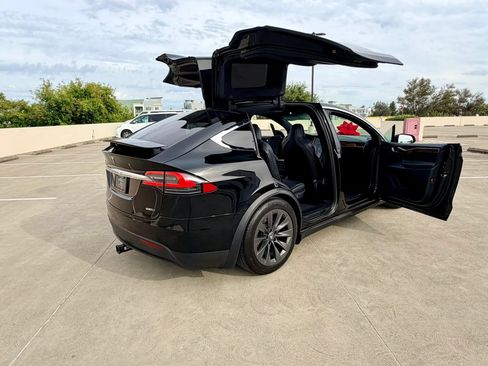 Used 2018 Tesla Model X 75D AWD/4WD image 45