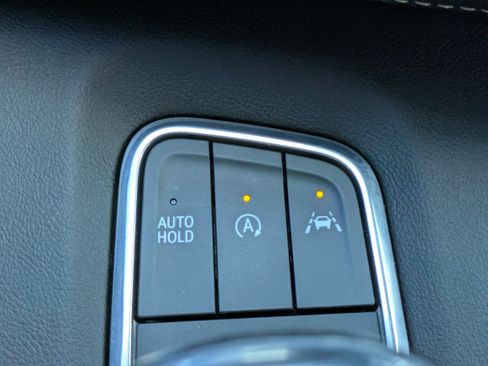Used 2021 Cadillac Escalade Premium Luxury w/ Driver Assist Tech Package AWD/4WD image 29