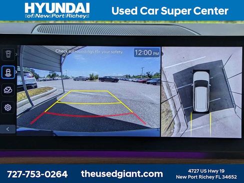 Used 2025 Hyundai Santa Fe Limited FWD image 31
