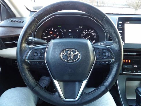 Used 2021 Toyota Avalon XLE w/ Moonroof Package image 34