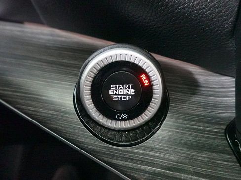 Used 2024 Jeep Wagoneer L Series II w/ Flexible Seating Group image 22