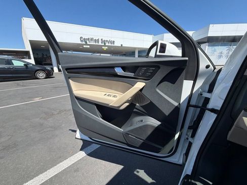 Used 2018 Audi Q5 2.0T Premium Plus AWD/4WD image 11