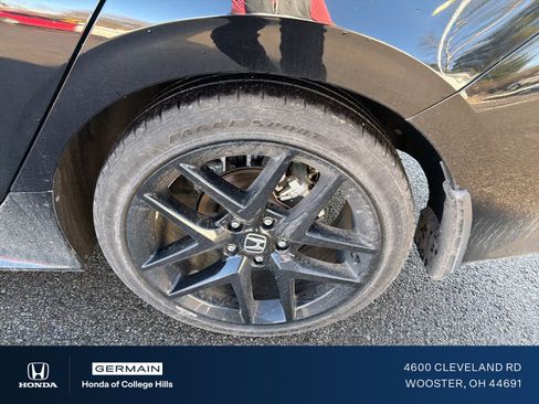 Used 2023 Honda Civic Sport image 10