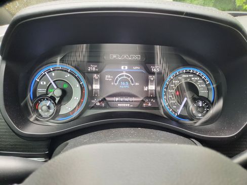 Used 2022 RAM 2500 Limited AWD/4WD image 31