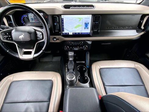 Used 2023 Ford Bronco Wildtrak AWD/4WD image 13