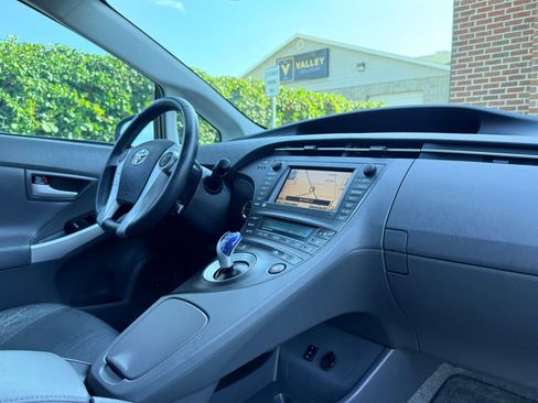 Used 2010 Toyota Prius Four FWD image 14