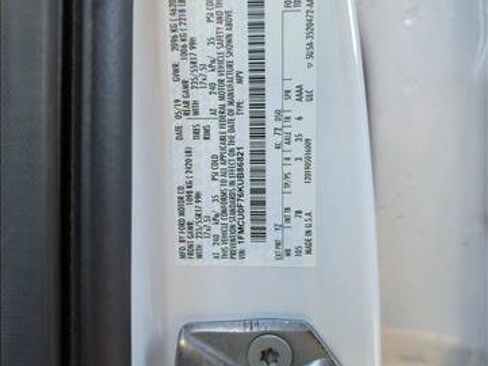 Used 2019 Ford Escape S image 20