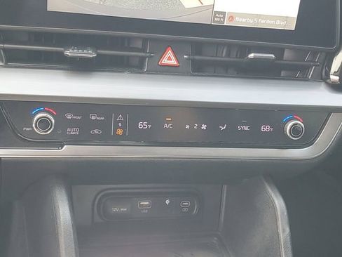 Used 2023 Kia Sportage EX FWD image 18