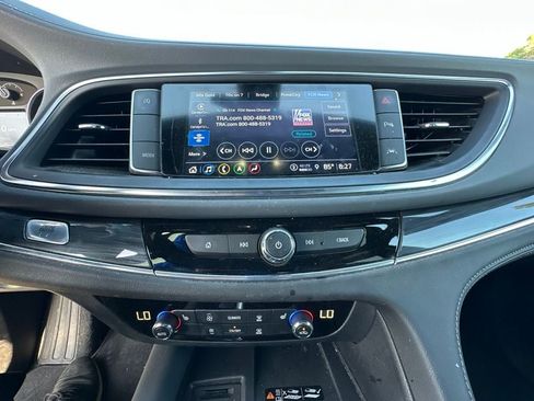 Used 2023 Buick Enclave Essence w/ Experience Buick Package FWD image 14