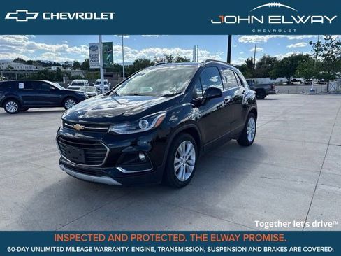 Used 2017 Chevrolet Trax Premier w/ Driver Confidence II Package FWD image 1