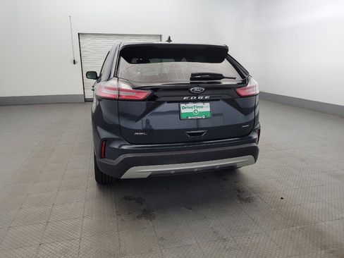 Used 2022 Ford Edge SEL w/ Convenience Package image 6