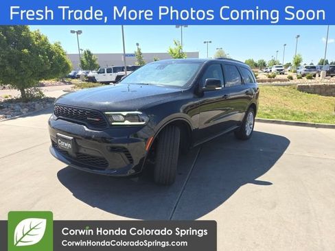 Used 2025 Dodge Durango GT AWD/4WD image 3