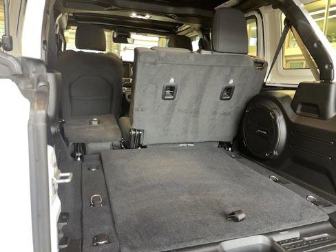 Used 2020 Jeep Wrangler Unlimited Sport S w/ Sun And Sound Package image 17