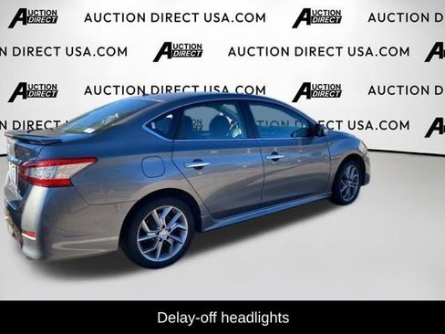 Used 2015 Nissan Sentra SR w/ Navigation Package FWD image 6