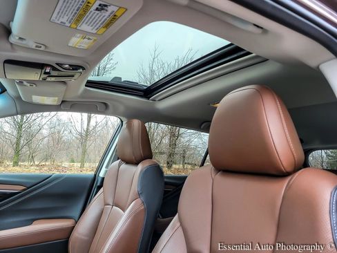 Used 2021 Subaru Outback Touring XT image 10