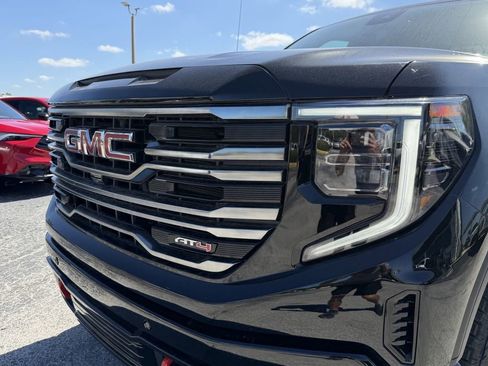 New 2026 GMC Sierra 1500 AT4 AWD/4WD image 10