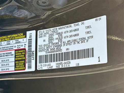 Used 2024 Toyota Sequoia Platinum image 9