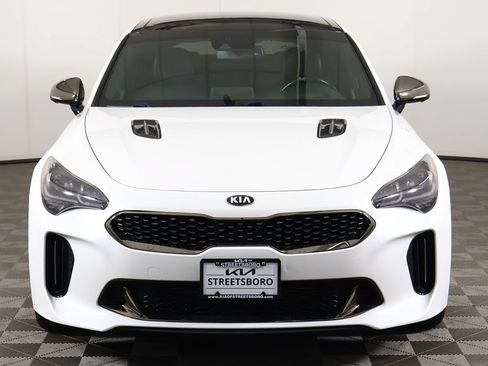 Used 2019 Kia Stinger GT2 AWD/4WD image 17