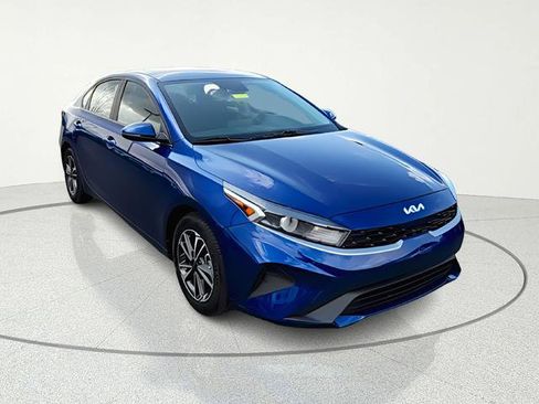 Certified 2023 Kia Forte LXS w/ LXS Technology Package image 8