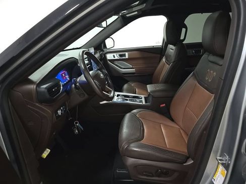 Used 2022 Ford Explorer King Ranch w/ Technology Package AWD/4WD image 6