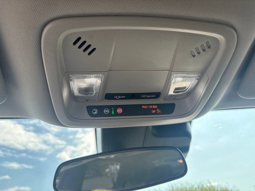 Used 2023 Chevrolet Malibu LT FWD image 24