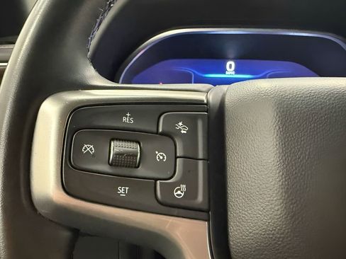 Used 2023 Chevrolet Suburban Premier image 20