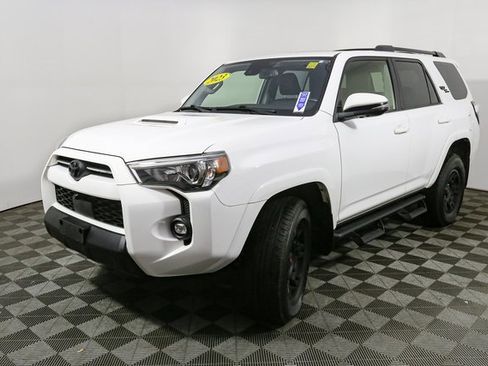 Used 2023 Toyota 4Runner TRD Off-Road Premium image 5