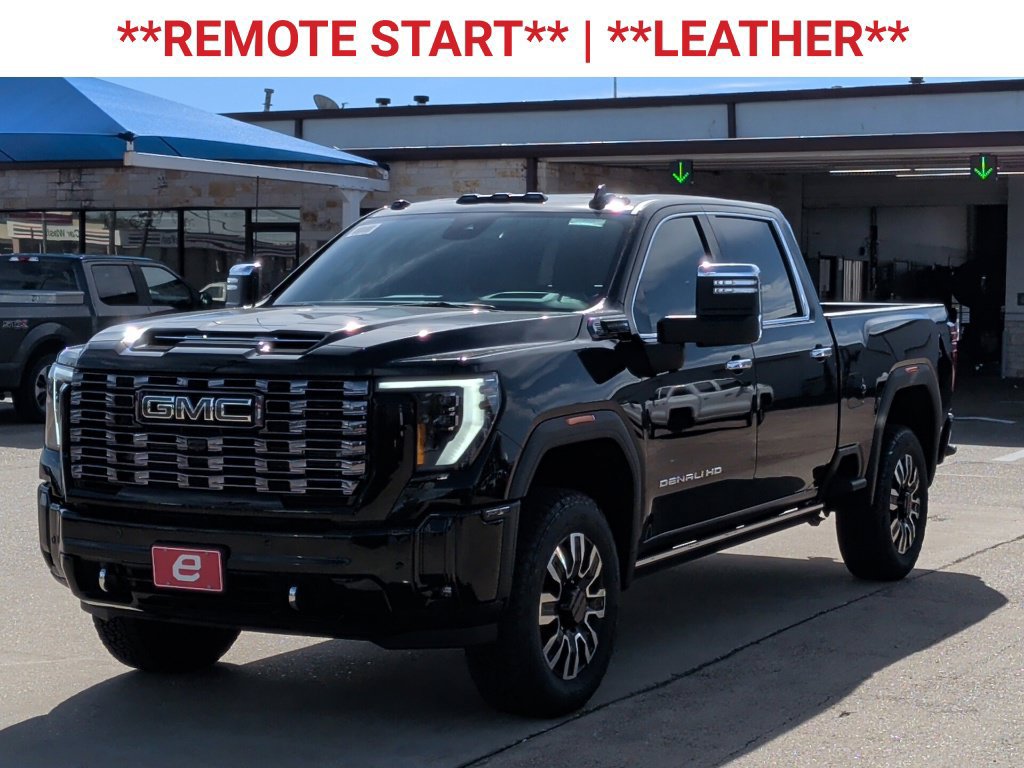 New 2026 GMC Sierra 2500 Denali Ultimate AWD/4WD image 3