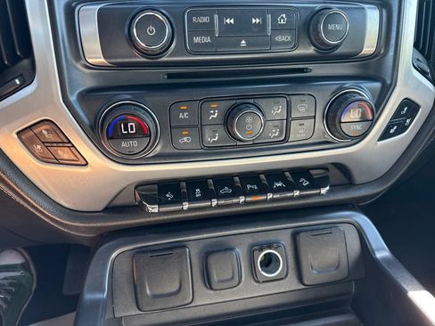 Used 2017 GMC Sierra 1500 SLT AWD/4WD image 31