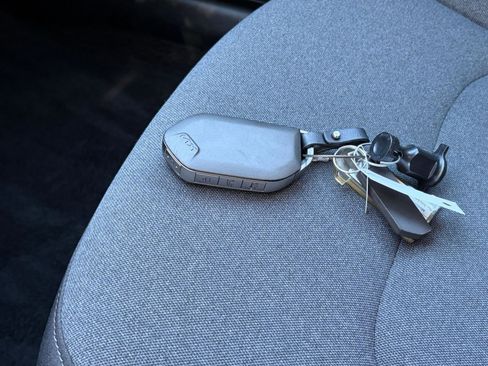 Used 2025 Kia K4 LXS image 18