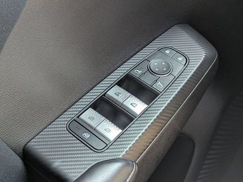Used 2024 Mitsubishi Outlander ES FWD image 23