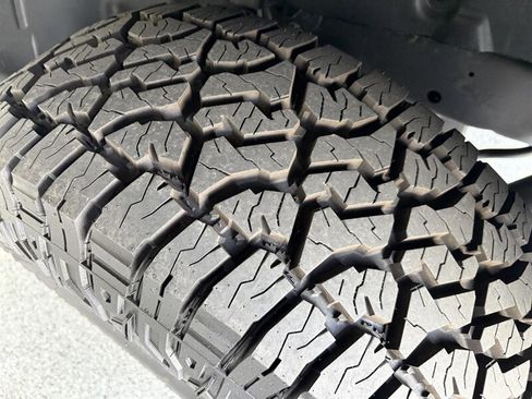 Used 2021 Jeep Wrangler Unlimited Rubicon AWD/4WD image 12