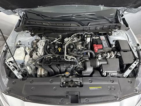 Used 2024 Nissan Altima 2.5 SV FWD image 25