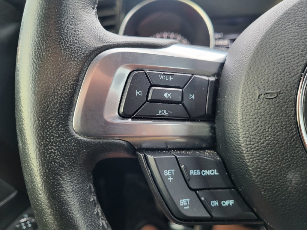 Used 2021 Ford Mustang Coupe RWD image 14
