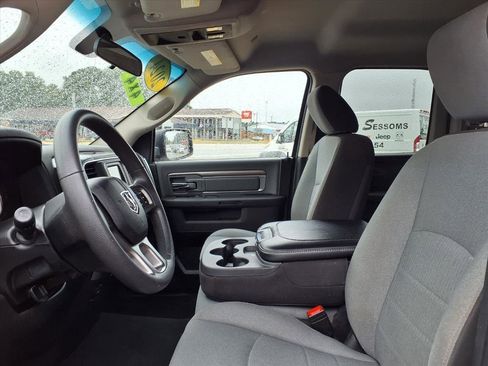 Used 2024 RAM 1500 Classic SLT image 8