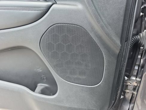 Used 2021 Jeep Grand Cherokee Laredo RWD image 15