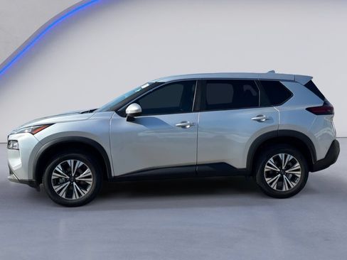 Used 2023 Nissan Rogue SV AWD/4WD image 3