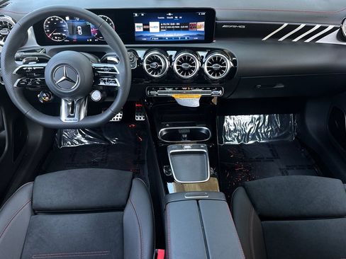New 2025 Mercedes-Benz CLA 35 AMG 4MATIC image 2
