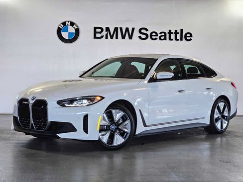 Used 2023 BMW i4 eDrive35 w/ Premium Package RWD image 1