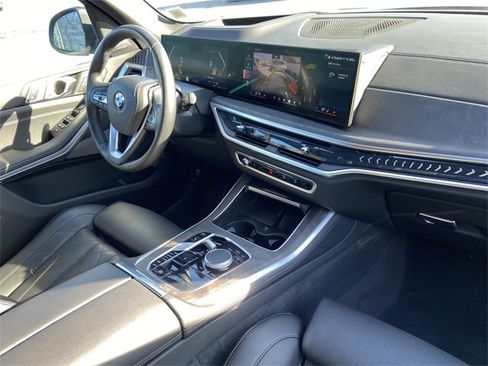 Certified 2024 BMW X5 xDrive40i w/ Premium Package image 25