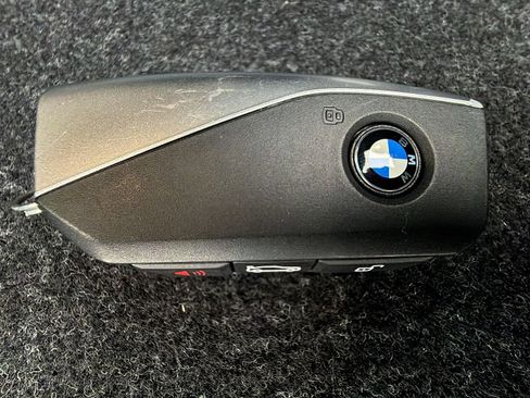 Used 2026 BMW i5 eDrive40 w/ Premium Package AWD/4WD image 28